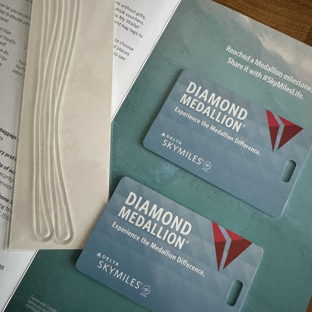 [NEW]Delta SkyMiles Diamond Medallion Luggage Tags